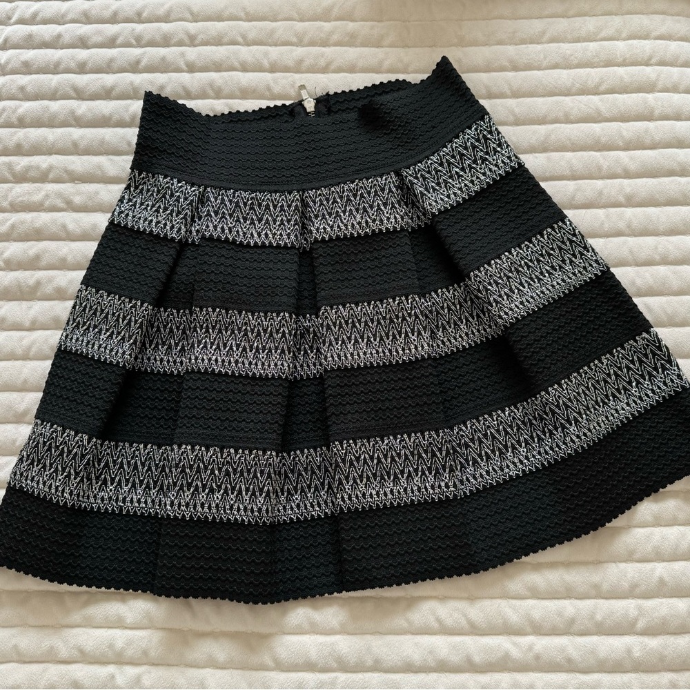 Ginger G Skirt Silver and Black Size S